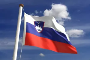 ВНЖ Словении