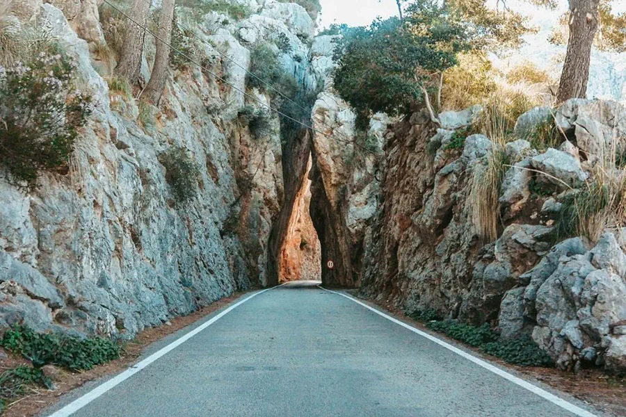 Дорога в Испании: Sa Calobra — приключение на Майорке для самых смелых
