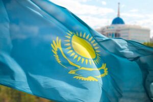 Как получить ВНЖ Казахстана россиянам: РВП и ВНЖ