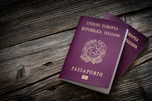 Гражданство Италии через натурализацию
